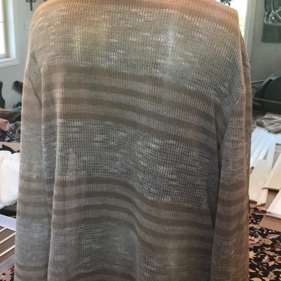 Funwear factory sweater - Picture 2 of 3